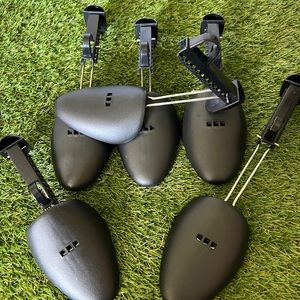 Plastic Adjustable Shoe Trees approximately size 7 to 14  three pairs